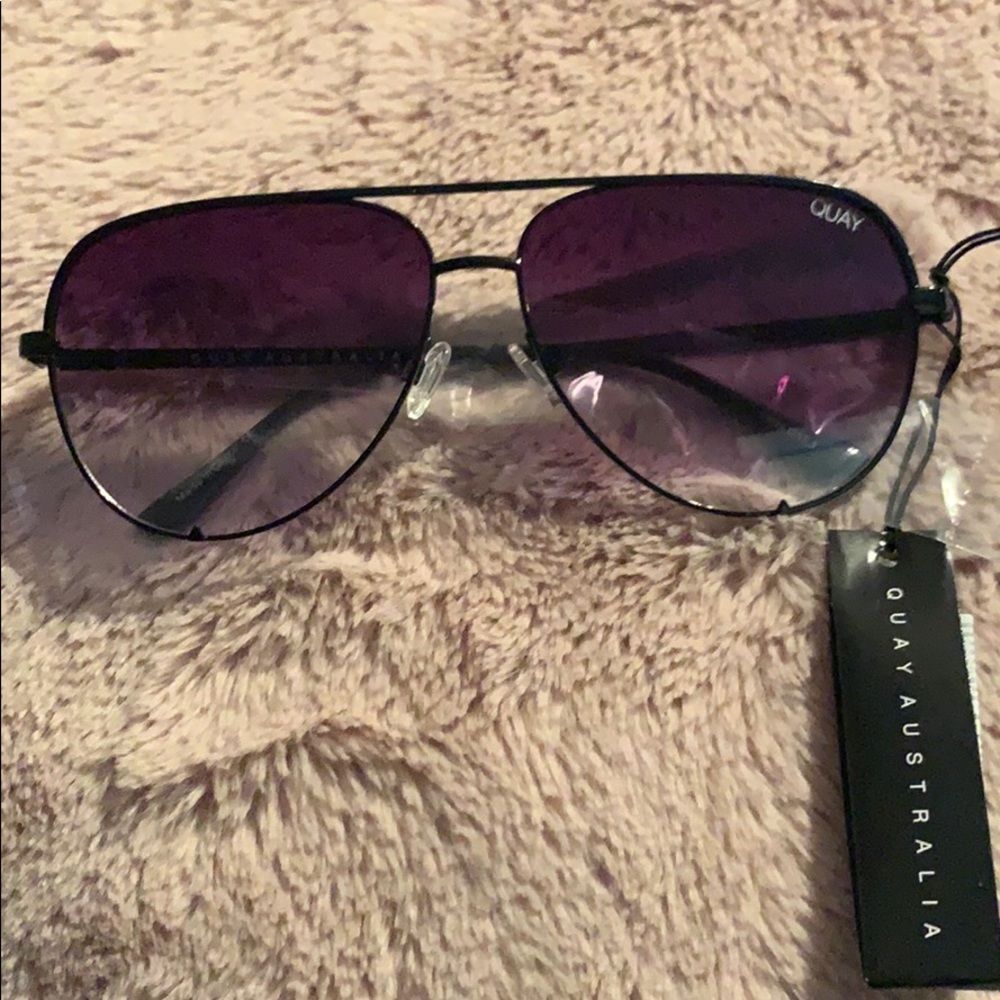 Quay x Desi Perkins High-Key Sunglasses Black Fade